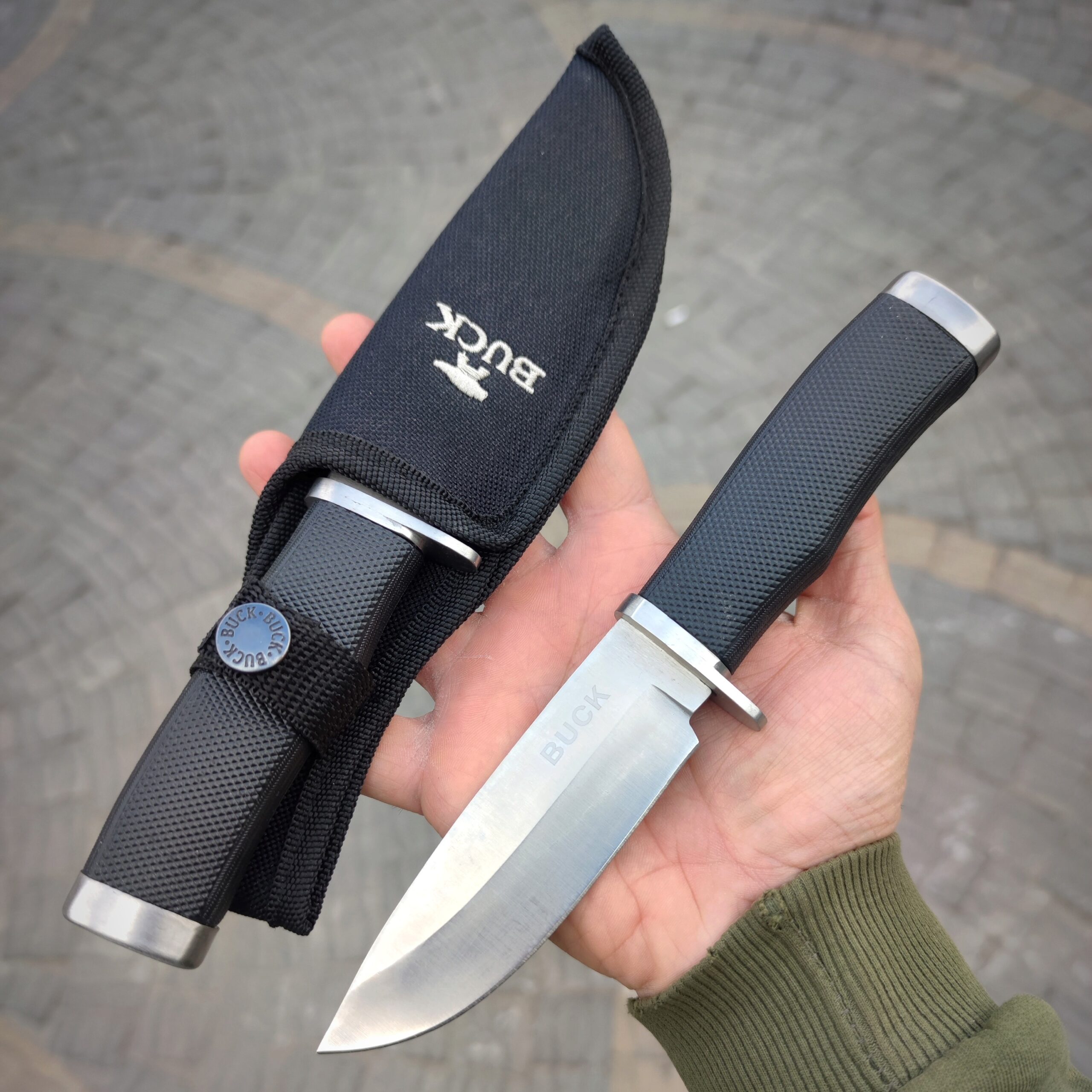 کارد بوشکرفت باک